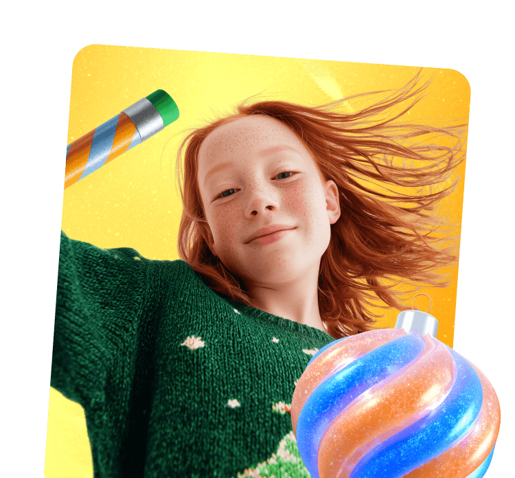 девочка и ёлочная игрушка