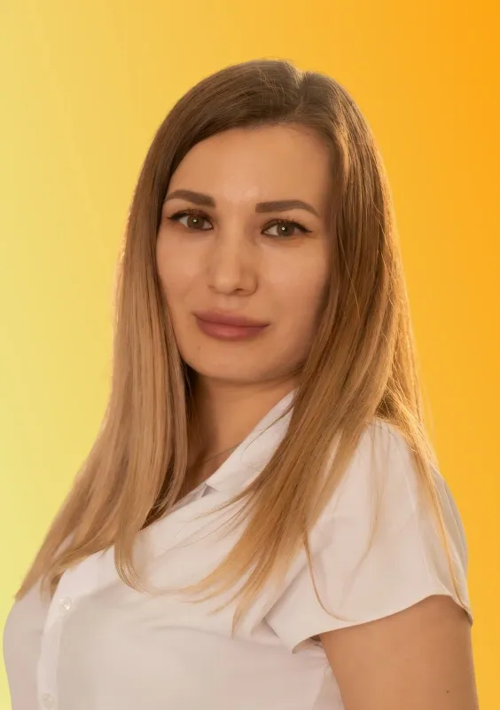 Елена Староверова