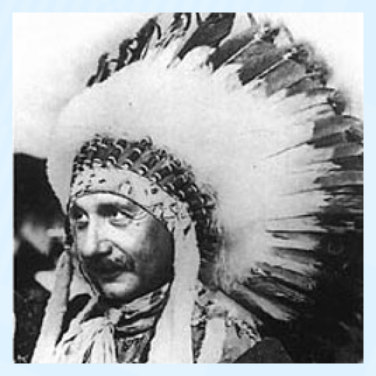 Альберт Эйнштейн в головном уборе индейского вождя