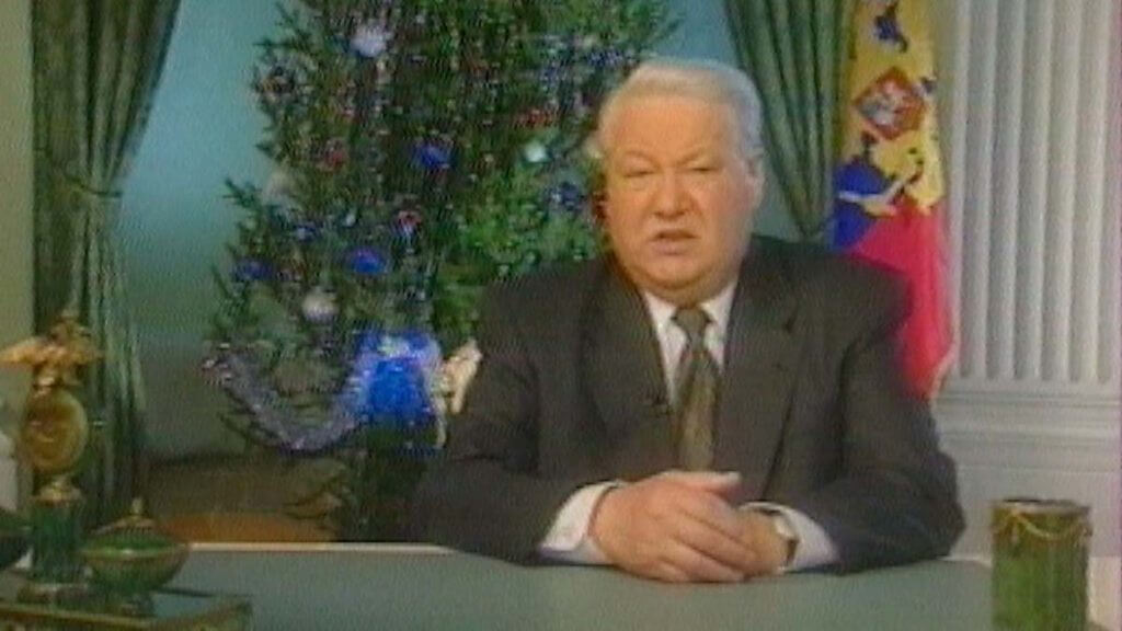 Кадр из выступления Ельцина