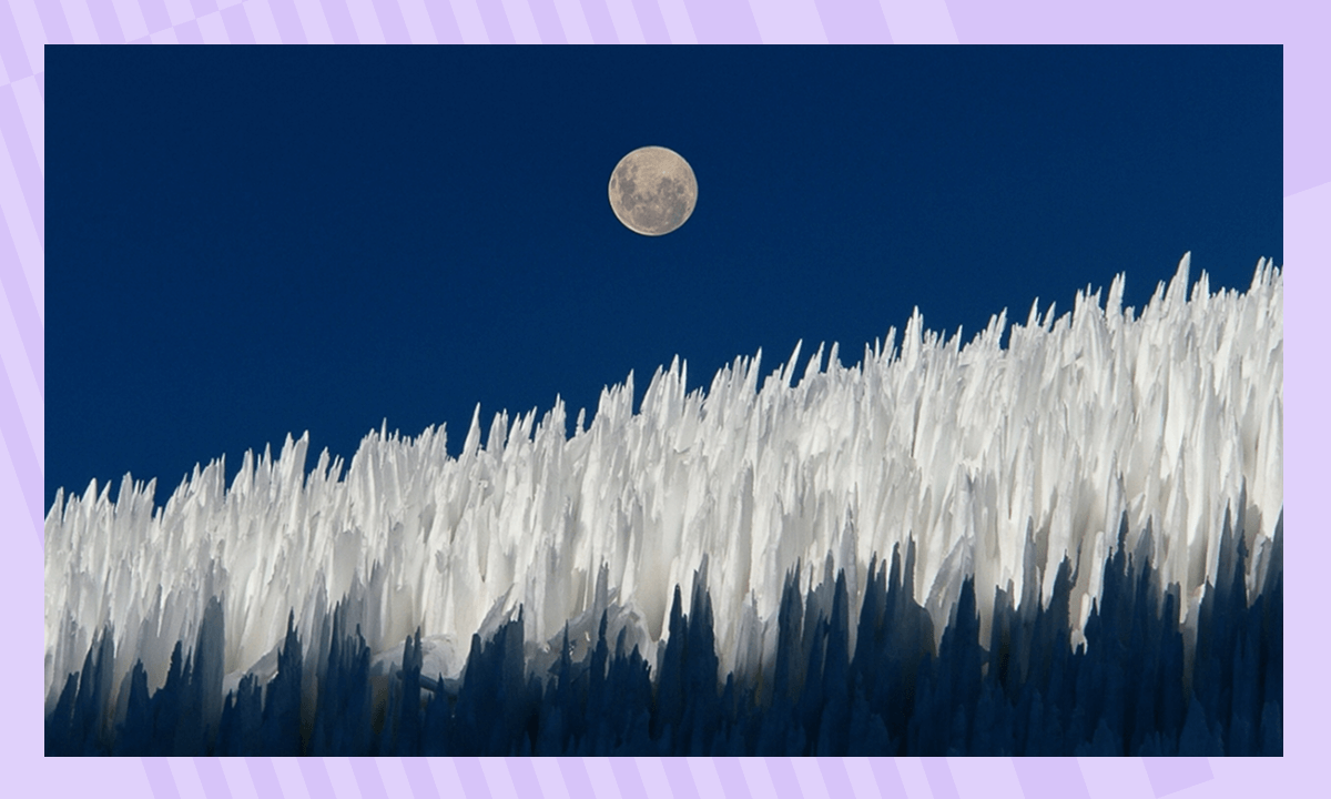 Снега кающихся (пенитентес) в горах 